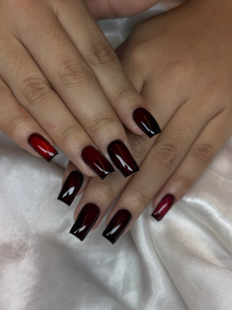 Brillbird Norge Glassy Red Cat Eye - Nail Kit